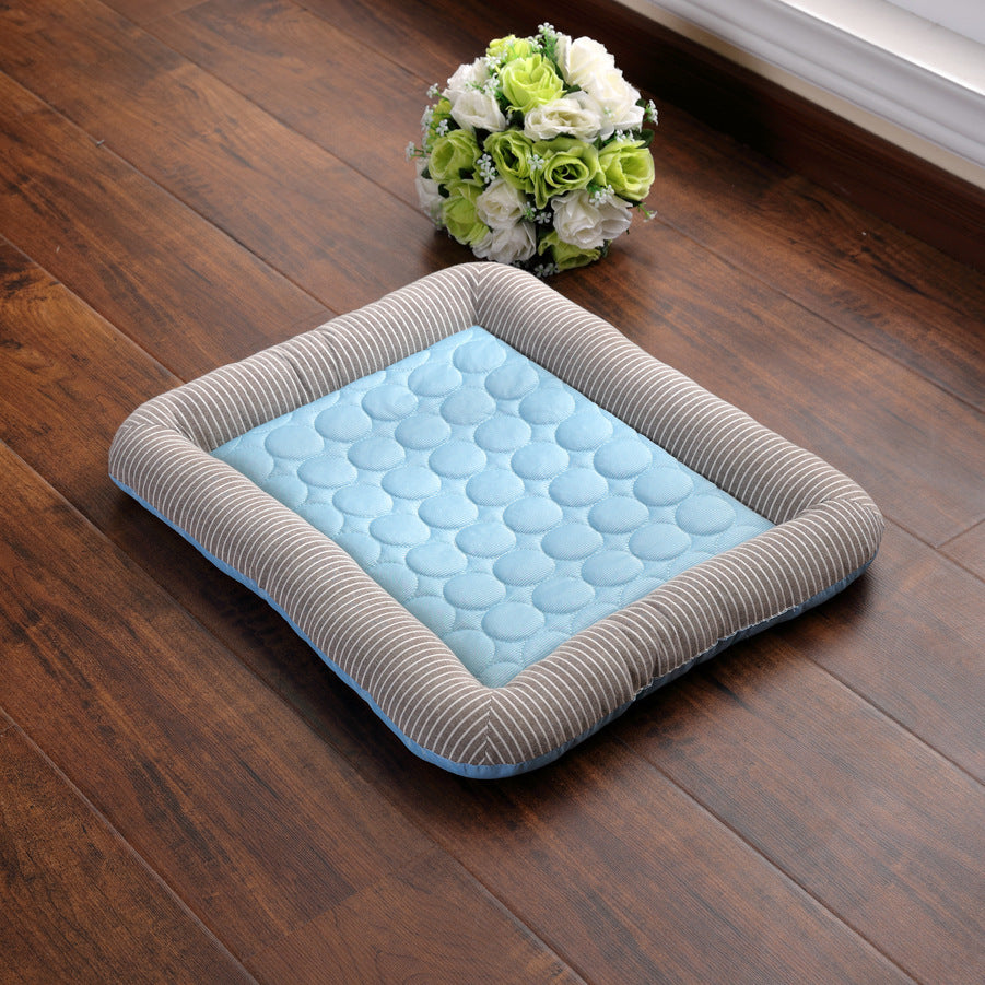 Pet Cooling Mat – Ice Silk Summer Bed for Dogs, Cats & Puppies, Soft & Breathable Sleeping Pad