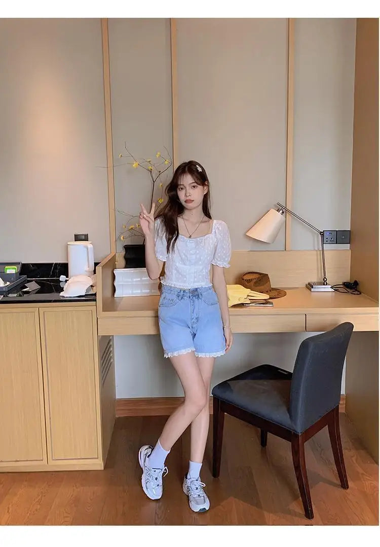 High-Waisted Lace Trim Denim Shorts – Cute Korean Style for Everyday Comfort & Style