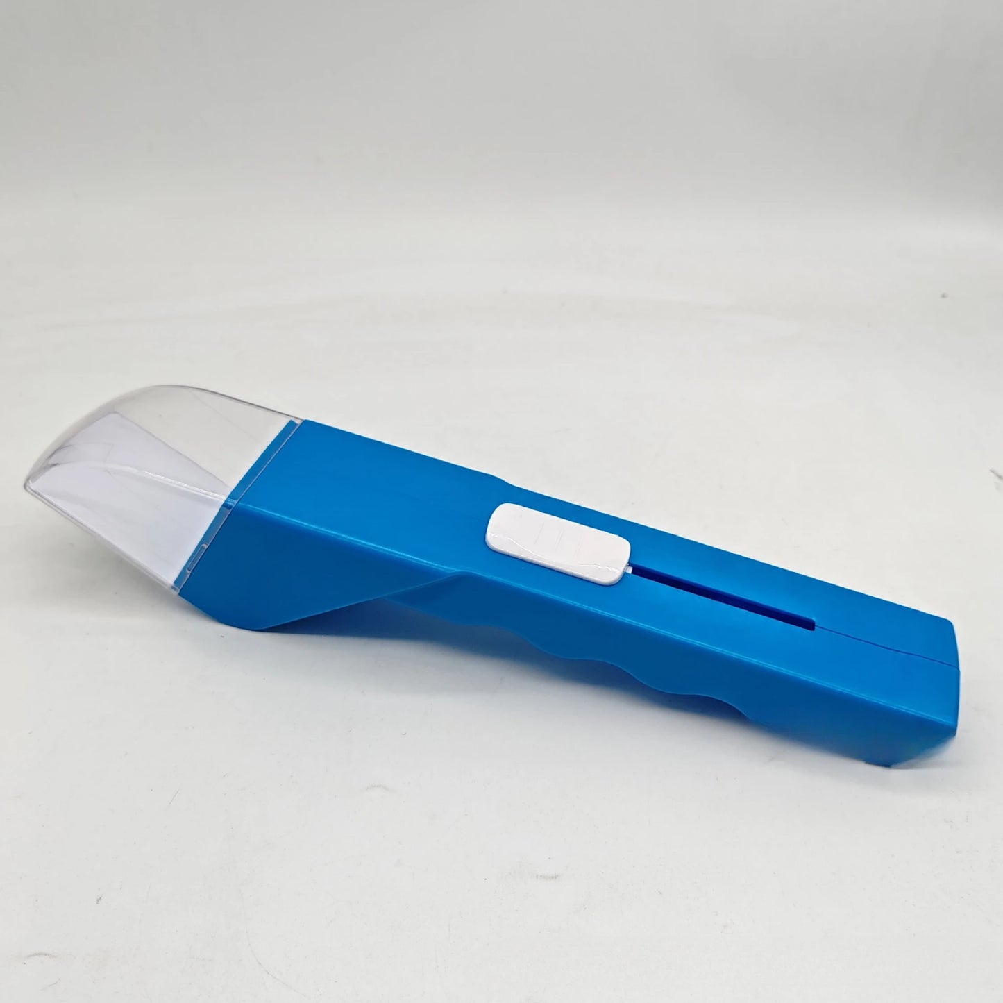 Handheld Bug Catcher Tool – Safe ABS Insect Grabber with Lock for Home, Garden, or Outdoor Use (1pc)