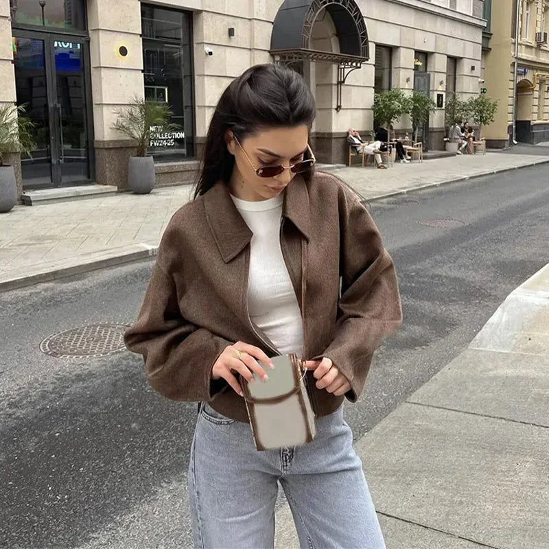 Women's Vintage Short Wool Blend Coat – Casual Zipper Jacket with Lapel Collar, Long Sleeves, Cozy Autumn 2024 Streetwear