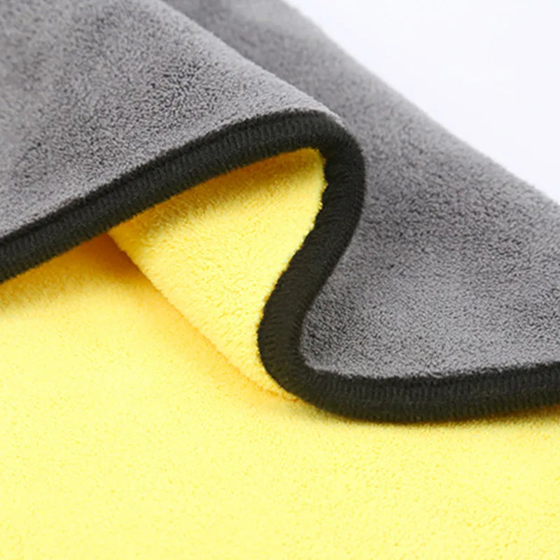 Quick-dry microfiber car towel, 30x40cm, soft and highly absorbent cleaning cloth, perfect for auto detailing and car care.