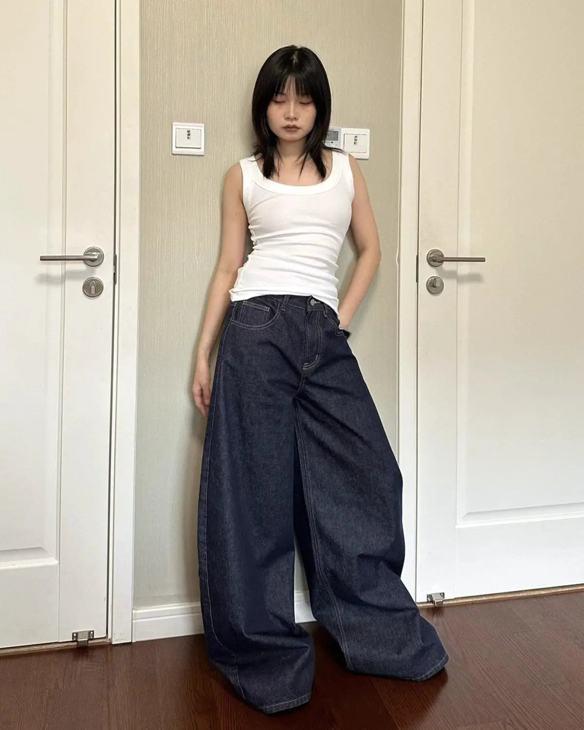 New Unisex Black Washed Wide-Leg Jeans – High Street Style Loose Straight Pants for Autumn and Winter