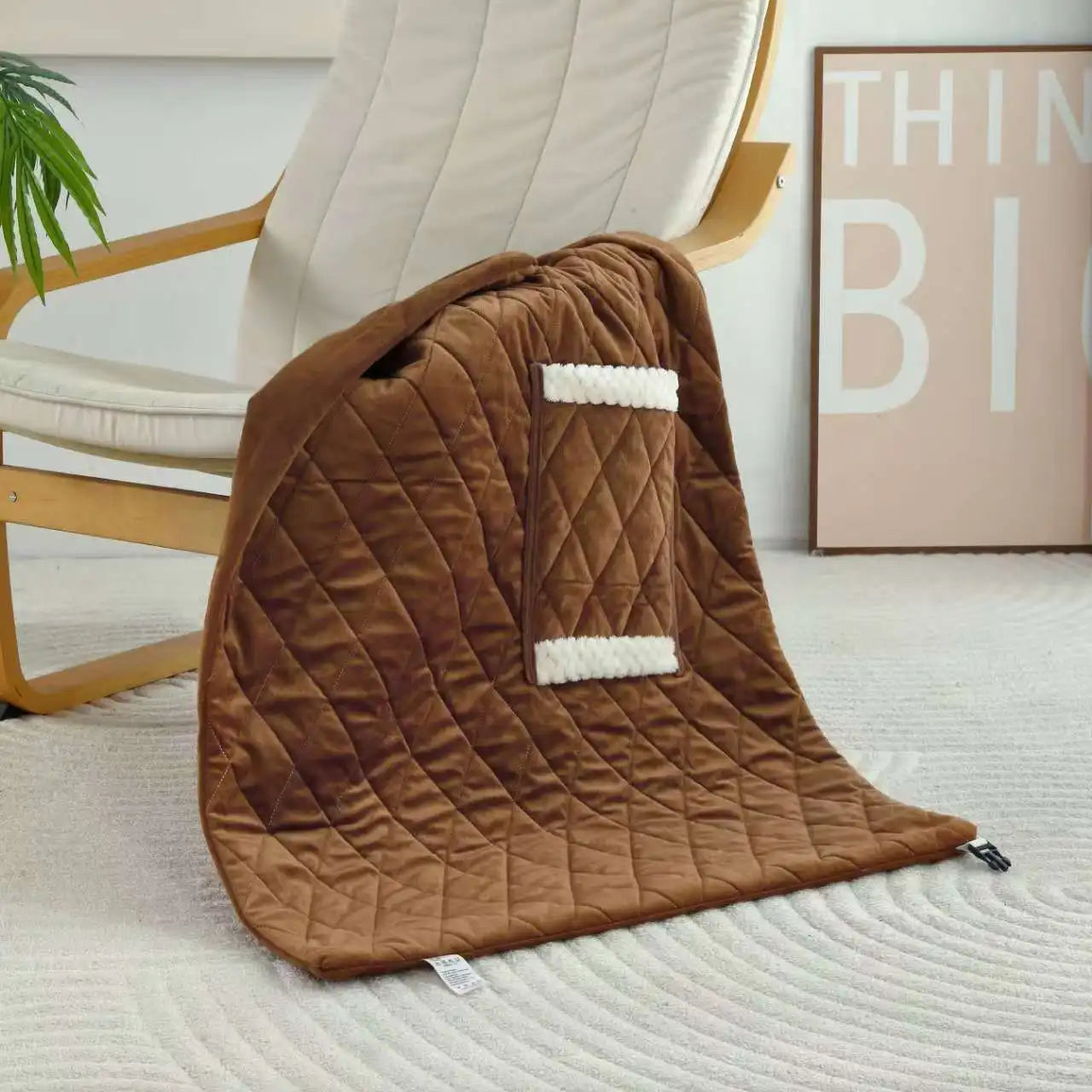 Single Battery-Powered USB Heated Blanket, Washable and Rechargeable Electric Throw for Family Use