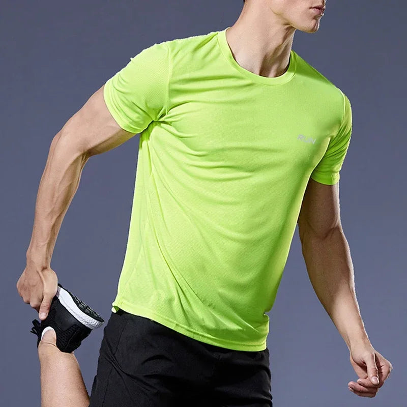 Men’s Summer Ice Silk Quick-Dry T-Shirt – Breathable High-Stretch Gym & Running Top