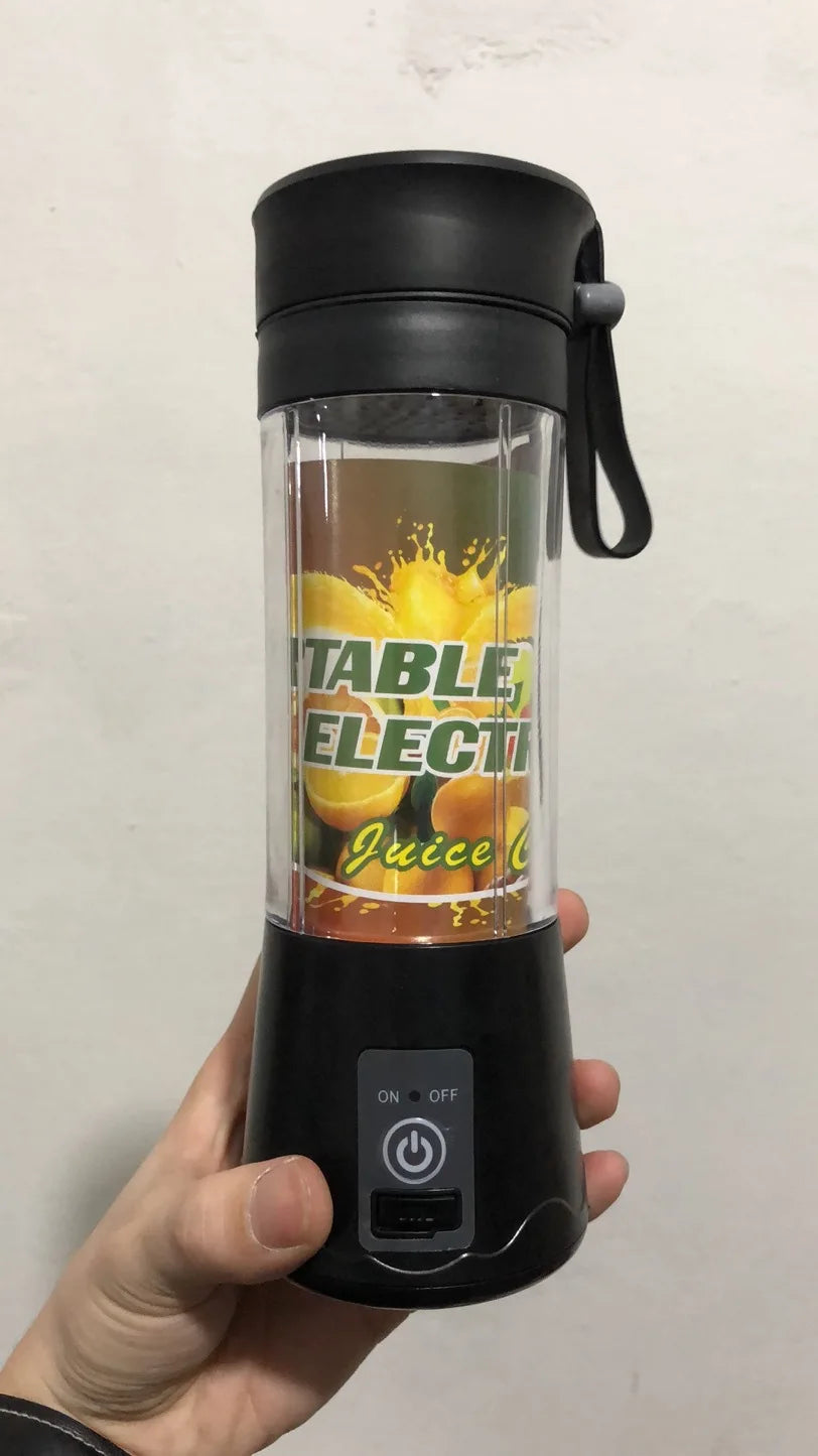 Portable Mini Electric Juicer Blender – USB Rechargeable Fruit Mixer & Multifunctional Smoothie Maker