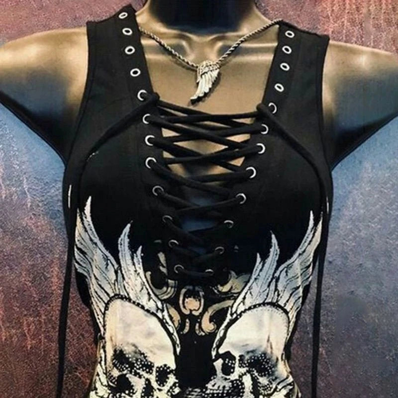 Vintage Gothic Skull Print T-Shirt for Women – Y2K Punk Streetwear Style, 90s Inspired Bandage Detail Casual Emo Grunge Top