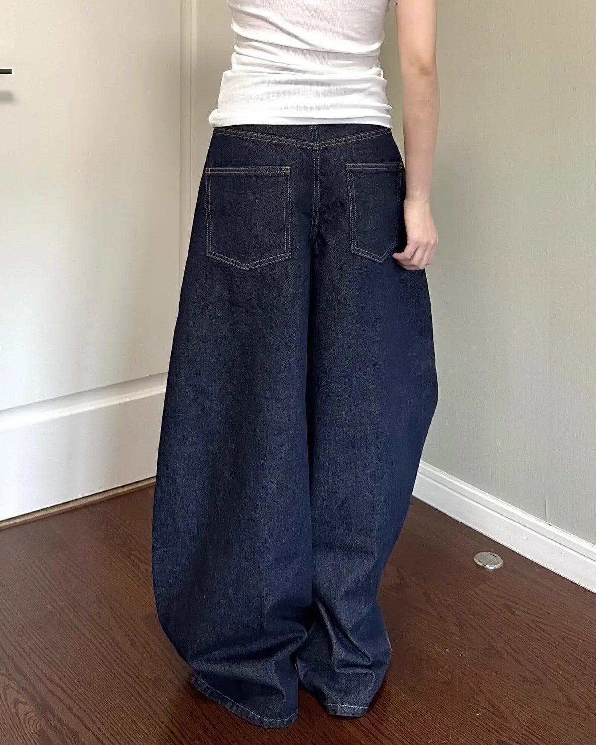New Unisex Black Washed Wide-Leg Jeans – High Street Style Loose Straight Pants for Autumn and Winter