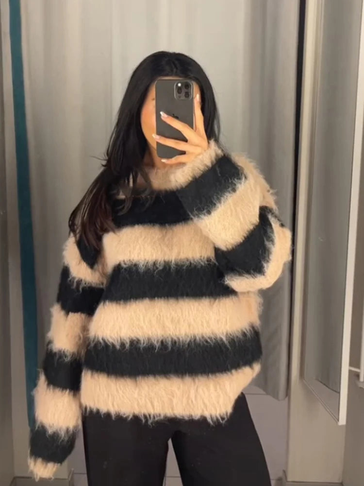 Women's Cozy Mohair Striped Knit Sweater – Warm O-Neck Pullover with Full Sleeves, Autumn 2025 Fashion