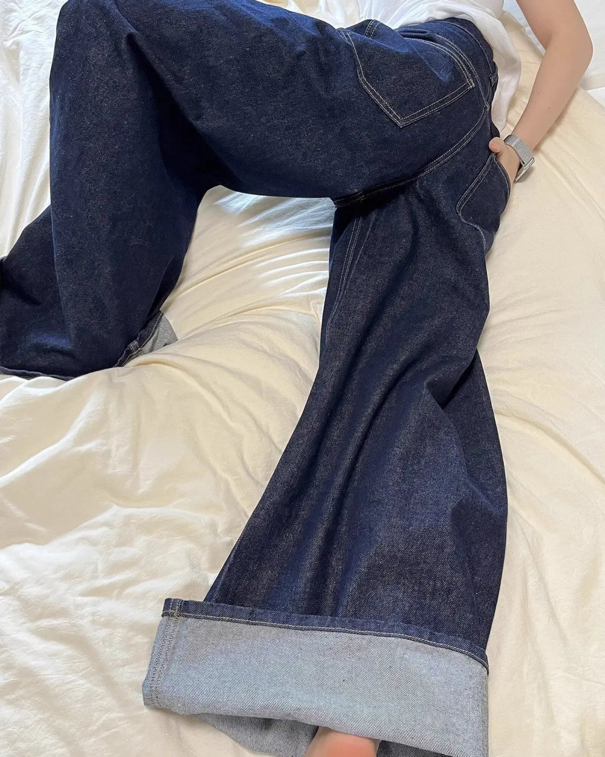 New Unisex Black Washed Wide-Leg Jeans – High Street Style Loose Straight Pants for Autumn and Winter