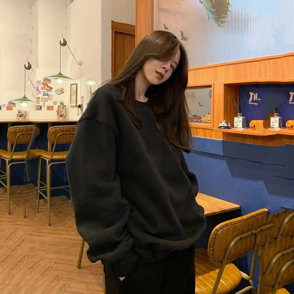 2025 Autumn/Winter Unisex Round Neck Hoodie – Casual Loose Fit Sweatshirt for Couples, Trendy White Pullover