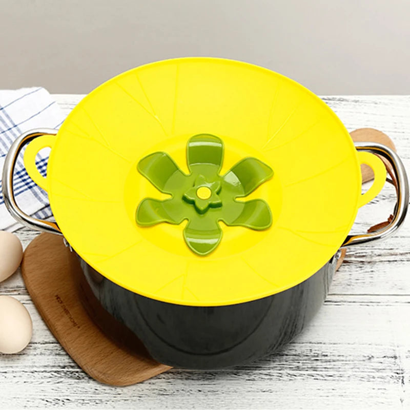 Silicone Spill Stopper Lid – Boil-Over Guard Food-Grade Silicone Pot & Pan Cover for Kitchen Use