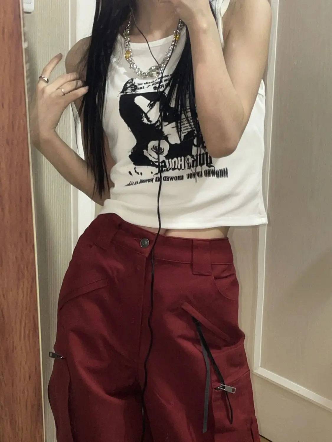 Y2K-Inspired Grunge Ribbed Knit Crop Tank Top for Women – Sleeveless, Sexy Streetwear Aesthetic from the 2000s