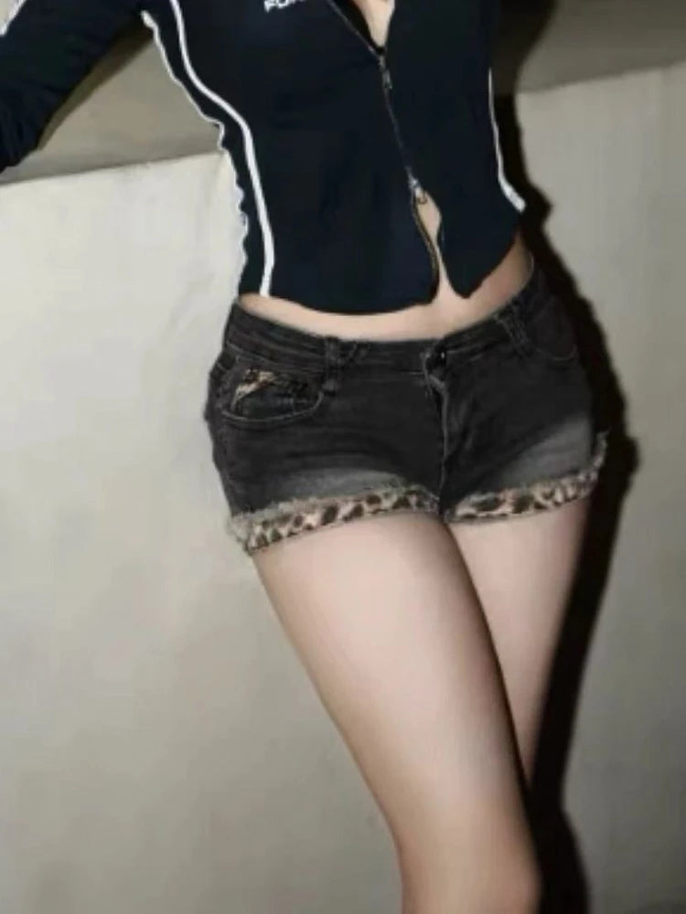 Women's Retro Leopard Print Denim Shorts – Washed Slim Fit Streetwear Y2K Style Summer 2025