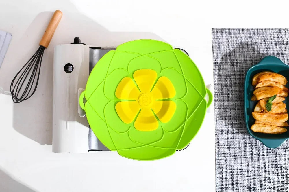 26CM Silicone Spill Stopper Lid – Heat-Resistant Cover for Pots and Pans, Multi-Purpose Microwave-Safe Kitchen Tool