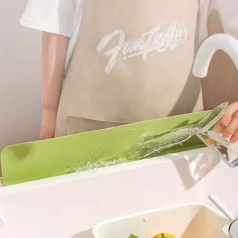 Silicone Splash Guard for Kitchen Sink, Waterproof and Easy to Clean, Universal Fit Kitchen Accessory for Home Use