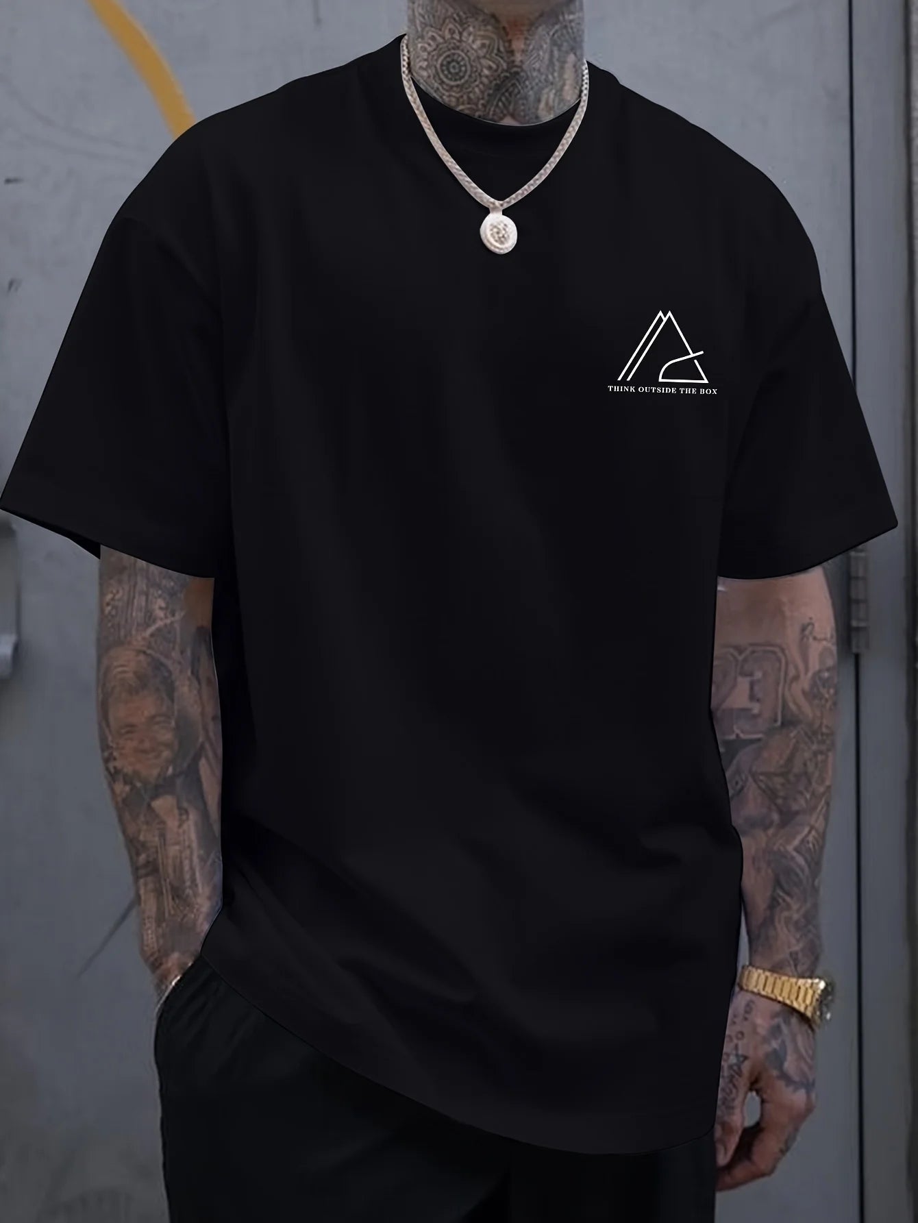 Men’s Summer Casual Crew Neck T-shirt with Unique Geometric Graphic Print — Short Sleeve Outdoor Top