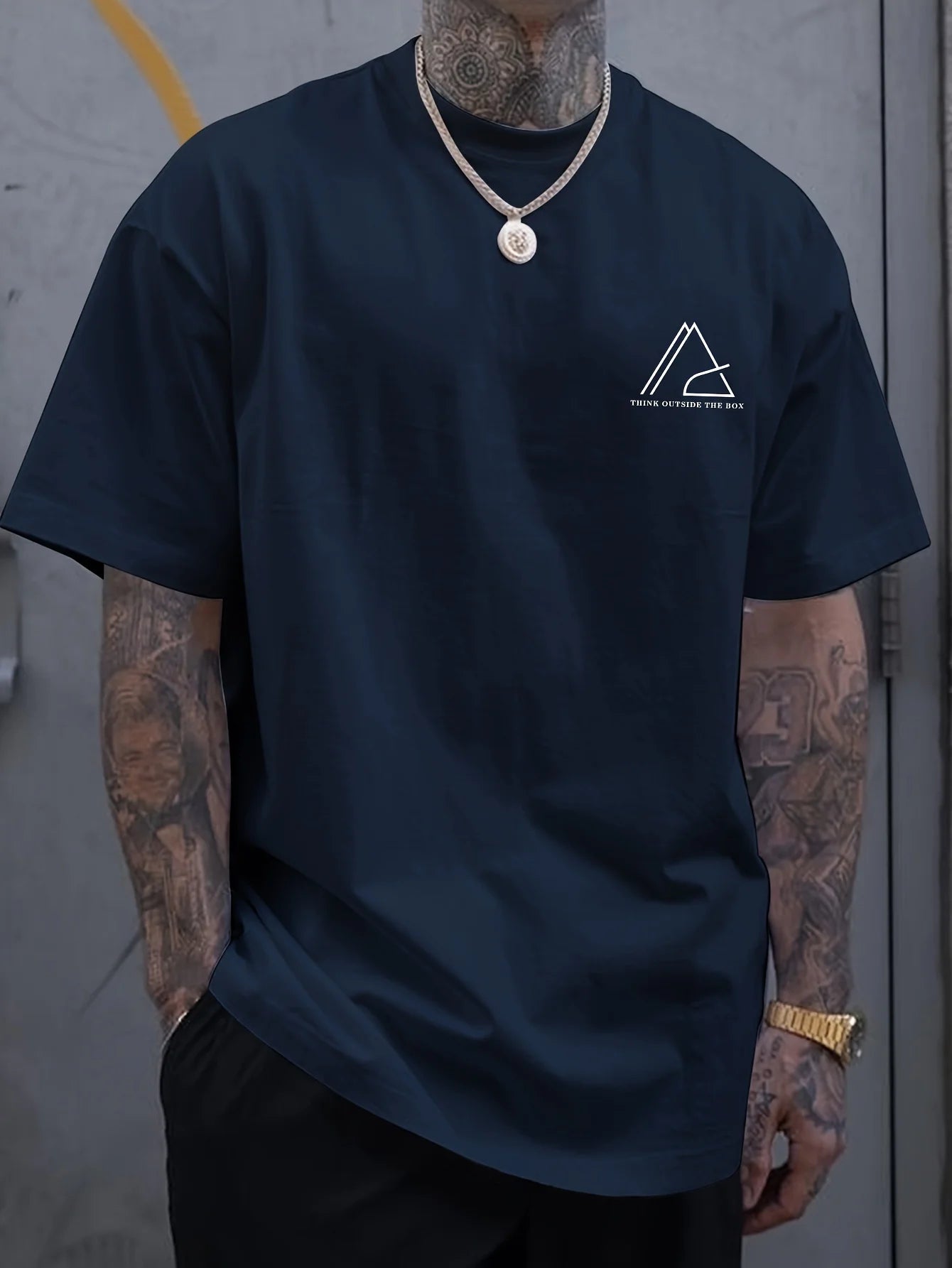 Men’s Summer Casual Crew Neck T-shirt with Unique Geometric Graphic Print — Short Sleeve Outdoor Top