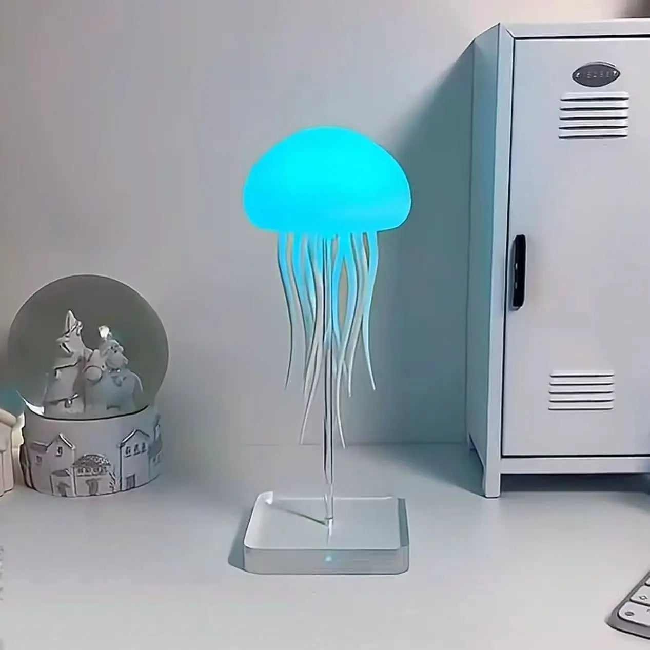 Creative Jellyfish Night Light with Voice & Motion Sensor – Hanging Ambient Lamp for Bedroom Decor & Gifts