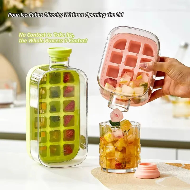 No-Spill Ice Cube Tray with Lid – Touch-Free Silicone Ice Mold for Freezer with Straw & Cable Tie