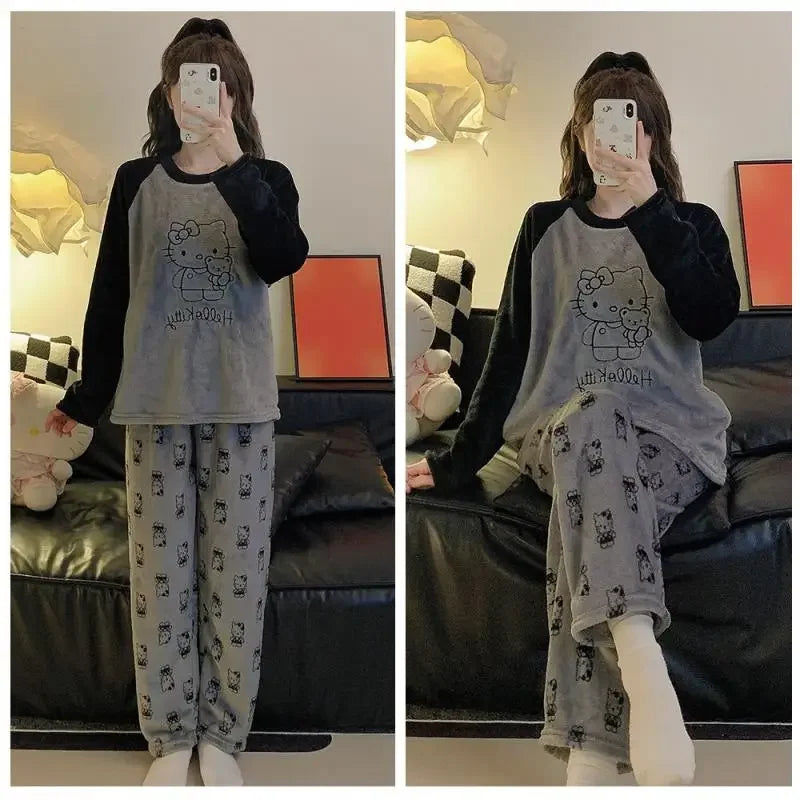 Y2K Hello Kitty Winter Flannel Pajama Set for Women – Cozy Cartoon Loungewear, Loose Fit, Warm Homewear Suit