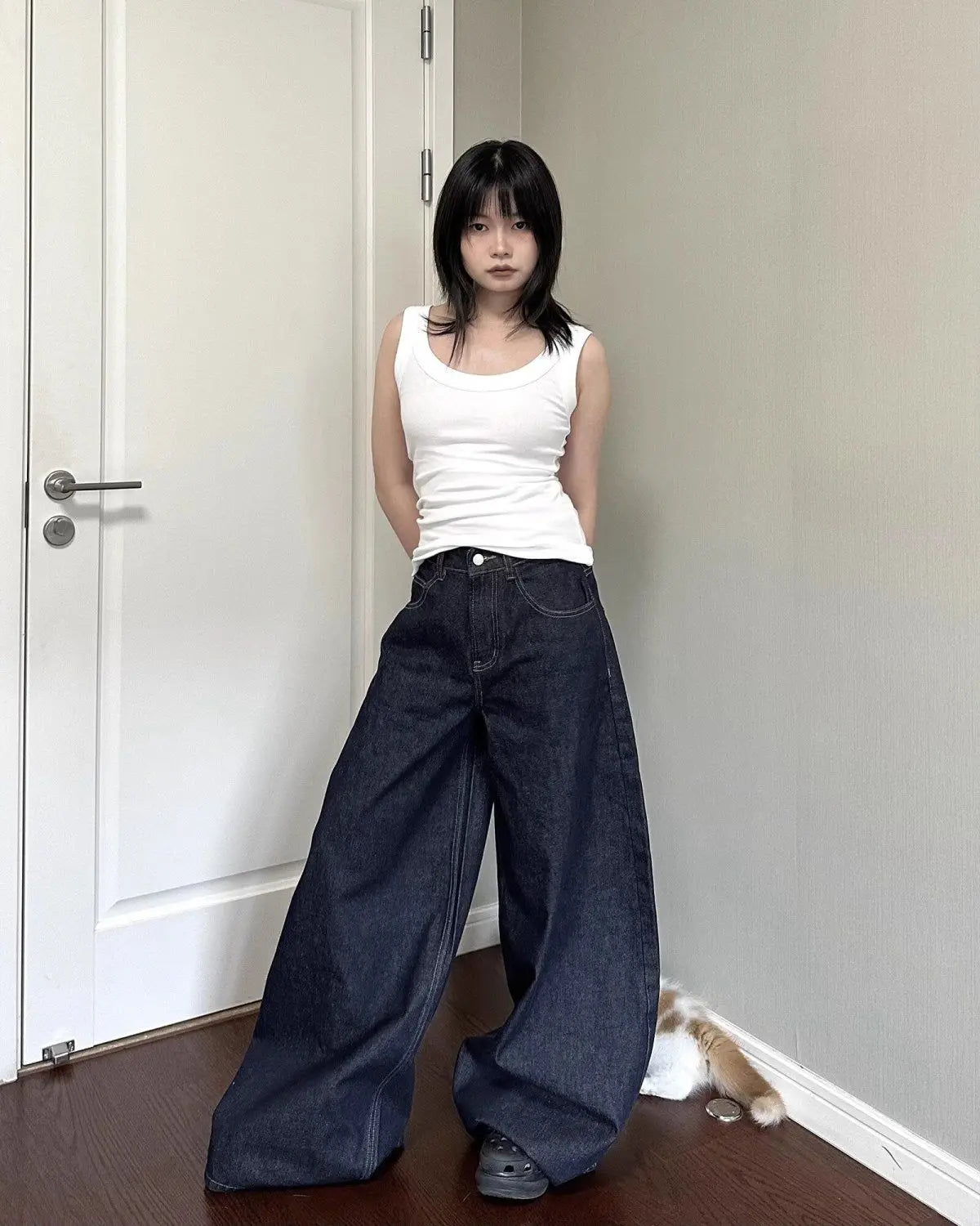 New Unisex Black Washed Wide-Leg Jeans – High Street Style Loose Straight Pants for Autumn and Winter