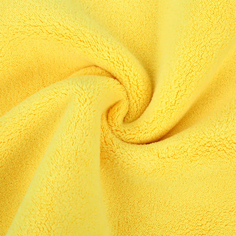 Quick-dry microfiber car towel, 30x40cm, soft and highly absorbent cleaning cloth, perfect for auto detailing and car care.