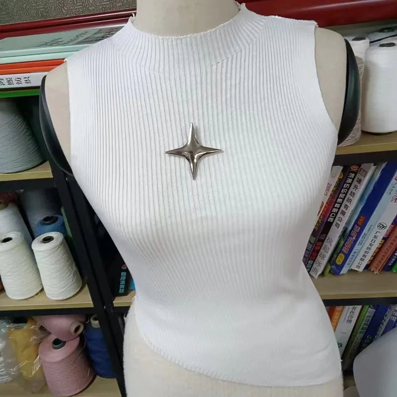 Y2K Style Women's Sleeveless Knit Crop Top – Stretchy Fitted Sweater Vest with High Neck and Asymmetrical Hem, 90s E-Girl Summer Fashion 