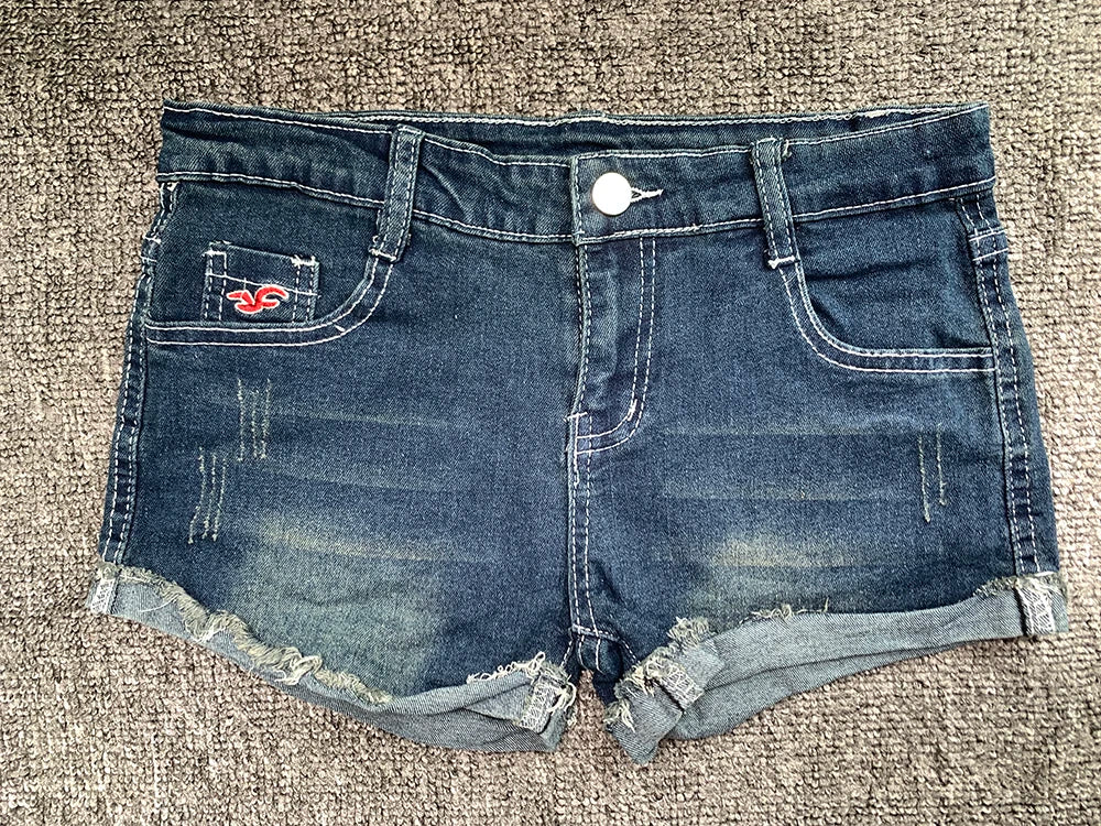 Summer Korean Style Low Waist Slim Fit Denim Shorts for Women, Y2K Elastic Hot Pants with Embroidery and Wrapped Design