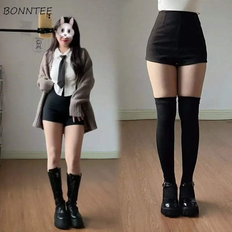 Women's Slim Fit Black Shorts – Korean Streetwear Style, High Elasticity, Clubwear & Casual Fashion for Autumn