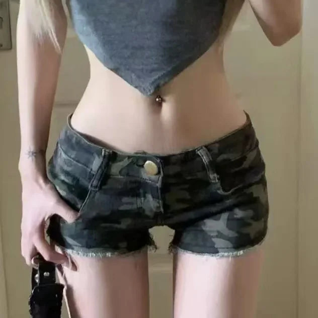 Women's Retro Leopard Print Denim Shorts – Washed Slim Fit Streetwear Y2K Style Summer 2025