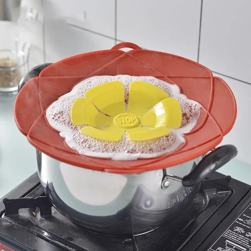 26CM Silicone Spill Stopper Lid – Heat-Resistant Cover for Pots and Pans, Multi-Purpose Microwave-Safe Kitchen Tool