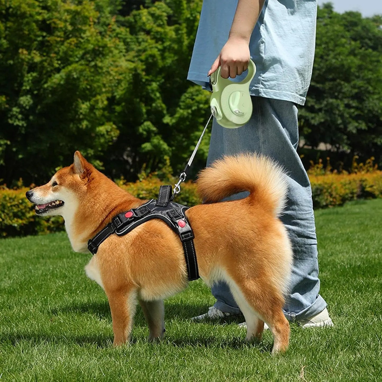 3/5M LED Retractable Dog Leash – Tangle-Free 360° Swivel Pet Walking Lead with Explosion-Proof Nylon Rope