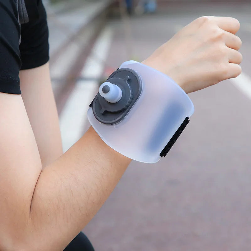 Portable Sports Wrist Water Bottle – Ideal for Running, Cycling, Hiking, and Climbing