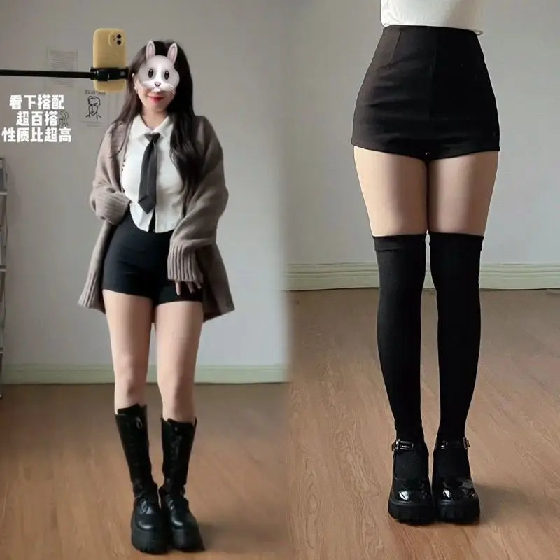 Women's Slim Fit Black Shorts – Korean Streetwear Style, High Elasticity, Clubwear & Casual Fashion for Autumn