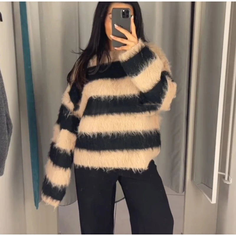 Women's Cozy Mohair Striped Knit Sweater – Warm O-Neck Pullover with Full Sleeves, Autumn 2025 Fashion