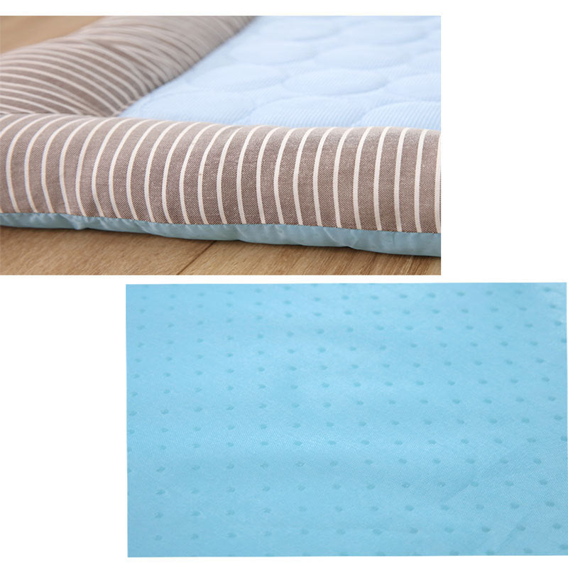 Pet Cooling Mat – Ice Silk Summer Bed for Dogs, Cats & Puppies, Soft & Breathable Sleeping Pad