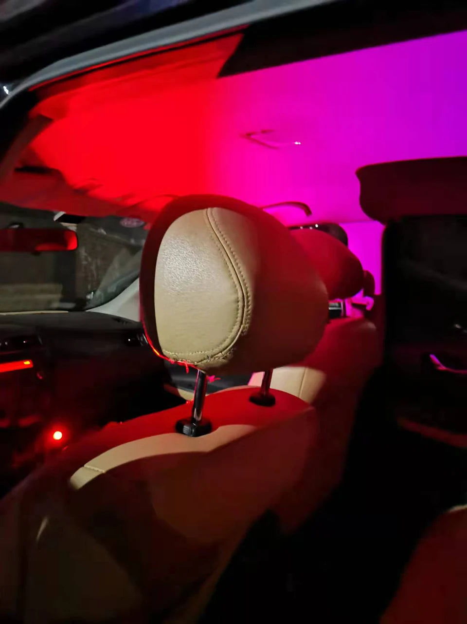 USB Sunset Projection Lamp with Rainbow Effect – Atmospheric Night Light for Photography, Selfies, Coffee Shops, Live Streaming, and Wall Decoration