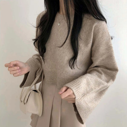 Chic Loose Women's Knit Sweater – Cozy Long Sleeve Round Neck Pullover for Autumn & Winter