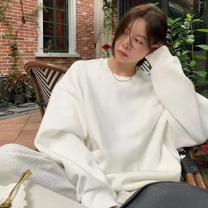 Women’s Pure Cotton White Hoodie – Solid Color, Loose Yet Slim Fit, Perfect for Autumn/Winter 2025, Stylish and Versatile Top