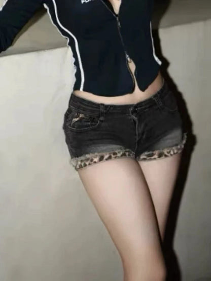 Women's Retro Leopard Print Denim Shorts – Washed Slim Fit Streetwear Y2K Style Summer 2025