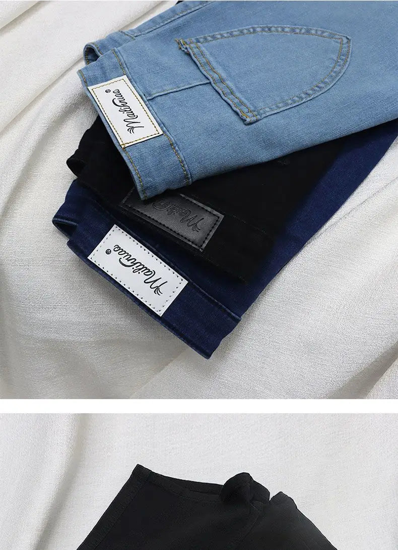 Trendy Slim Fit Women's Shorts – Solid Color, Retro-Inspired Summer Streetwear in 3 Colors
