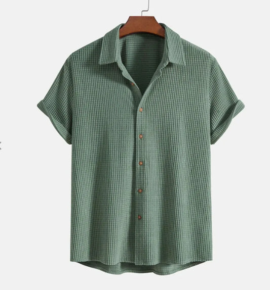 Lightweight Summer Men’s Casual Short Sleeve Solid Color Single-Breasted Loose Beach Shirt