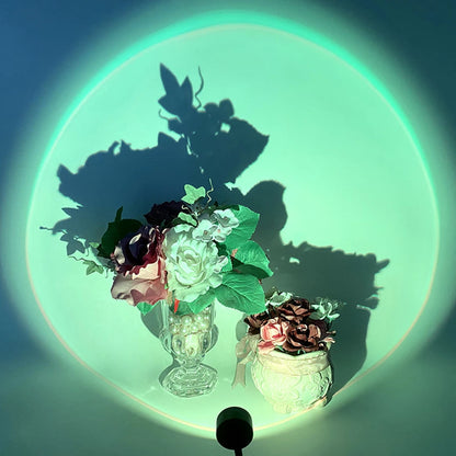 USB Sunset Projection Lamp with Rainbow Effect – Atmospheric Night Light for Photography, Selfies, Coffee Shops, Live Streaming, and Wall Decoration