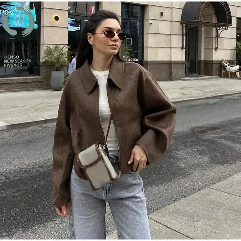 Women's Vintage Short Wool Blend Coat – Casual Zipper Jacket with Lapel Collar, Long Sleeves, Cozy Autumn 2024 Streetwear