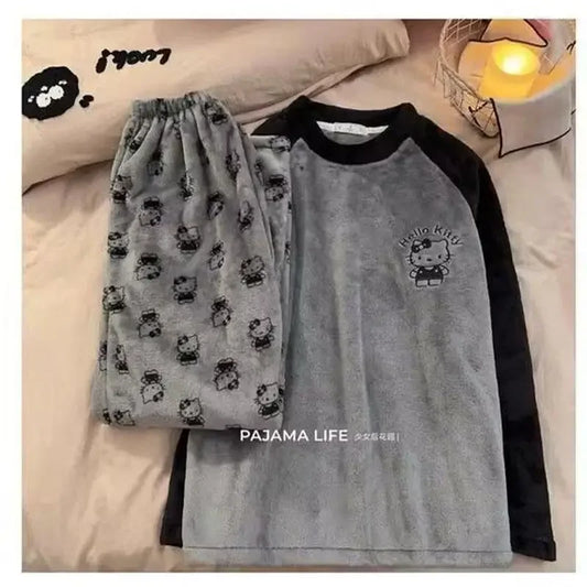 Y2K Hello Kitty Winter Flannel Pajama Set for Women – Cozy Cartoon Loungewear, Loose Fit, Warm Homewear Suit