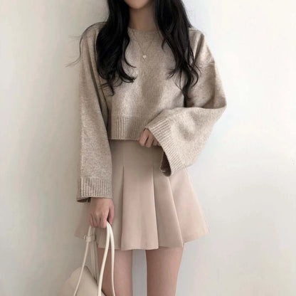 Chic Loose Women's Knit Sweater – Cozy Long Sleeve Round Neck Pullover for Autumn & Winter