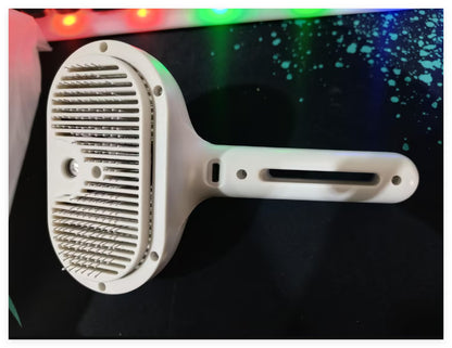 Self-Cleaning Pet Comb with Built-In Mist – Hair Remover & Grooming Brush for Dogs & Cats